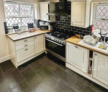 Large Ensuite Room - Wardown Crescent - Furnished - Bills Included,... - Photo 6