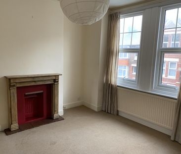 2 bedroom maisonette to rent - Photo 4