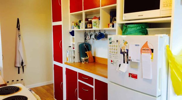 Lovely Partially Furnished Home - Photo 1