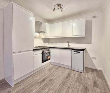 3 bedroom property to rent - Photo 6