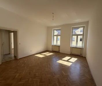 Top geschnittene 2 - Zimmer Altbauwohnung | unbefristet | ab sofort - Photo 1