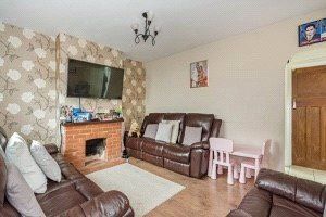 3 bedroom house to rent - Photo 2