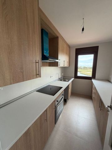 Alquiler de piso en Calle Infanta Cristina, 2 - Photo 3