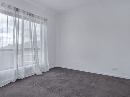 1 Bedroom unit - Photo 3
