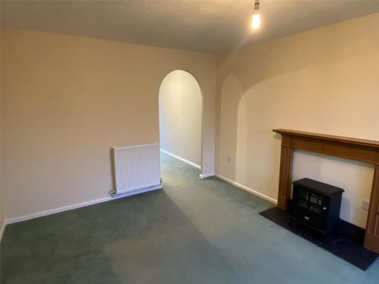 2 bedroom end of terrace house to rent - Photo 1