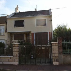 CHAMBRE DANS MAISON EN CO-LOCATION – 1 PIECE – 10 M² - Photo 2