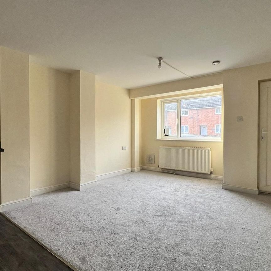 Colescliffe Road, Scarborough - Photo 1