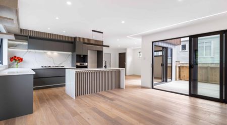 Designer Living | Unmatched Luxury - Photo 3