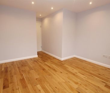 1 bedroom Terraced House to let - Photo 3