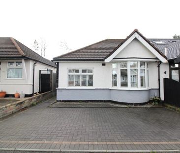 3 bedroom bungalow to rent - Photo 1