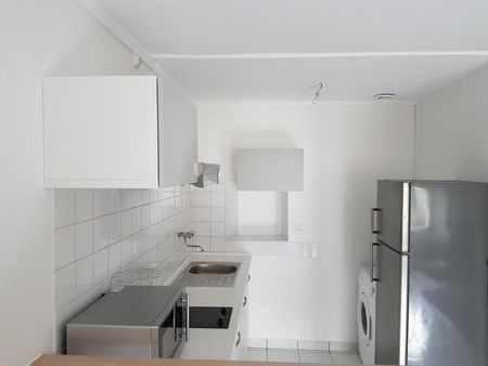 Location Appartement 1 pièce 28m² - Photo 2