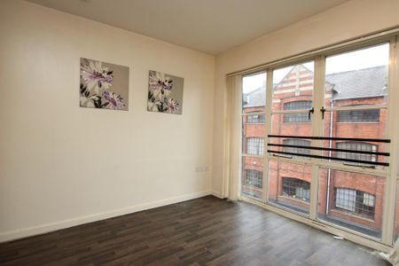 1 bedroom flat to rent - Photo 2
