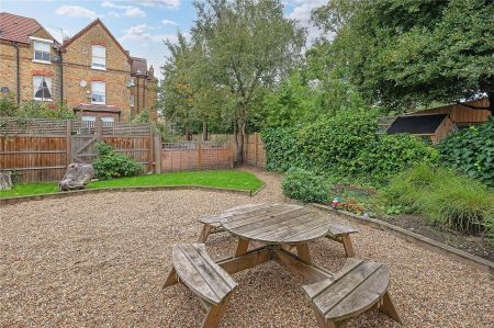 Abbeville Road, London, SW4 flat to rent - Photo 5