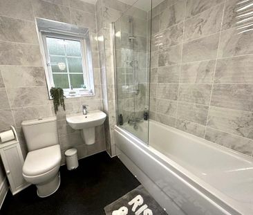 3 bedroom detached house to rent - Photo 5