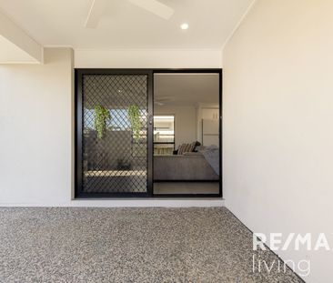 Modern 4-Bedroom Family Home in Riverbank Estate - Photo 1