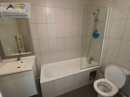 Location Appartement 2 pièces 44m² - Photo 3