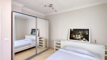 Se alquila coqueto piso de dos dormitorios, con balcón y garaje, a las afueras de Puerto de La Cruz. - Photo 5