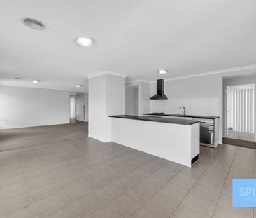 Family Home Close to all amenities - Photo 2