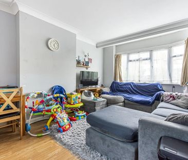 2 Bed Flat, Alexandra Avenue, HA2 - Photo 1