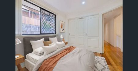 Elegant Family Living with Breathtaking Views in Lachlan View Estate - Photo 4