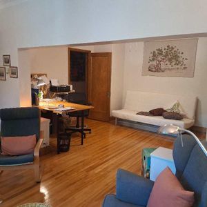 4 1/2 au rez-de-chaussée avec cour privée - Photo 2
