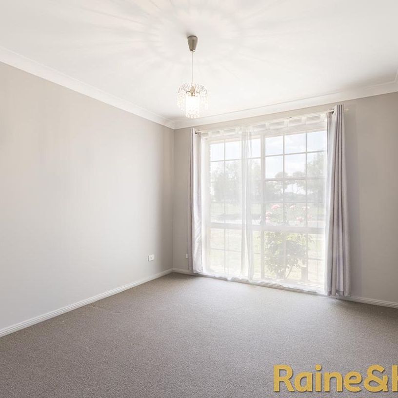 16 John Glenn Place, Dubbo, NSW 2830 - Photo 1