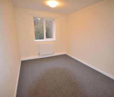 48 Mount Carmel Street, Derby, DE23 6TB - Photo 2