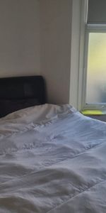 Room in a Shared House, Babington Road, NW4 - Photo 3