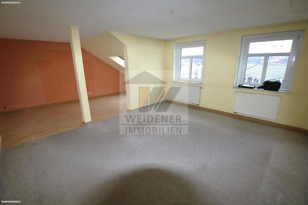 Große 4 Raum-Dachgeschosswohnung mit Balkon und Gäste-WC! - Photo 1