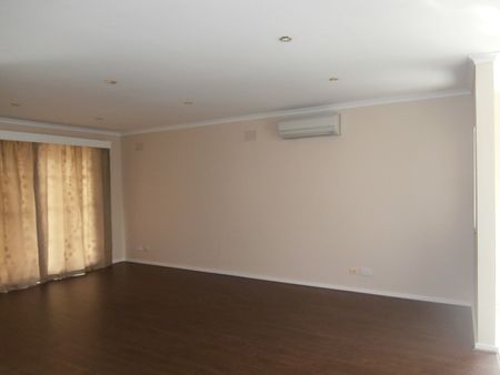 TOP LOCATION - 2 BEDROOM UNIT - Photo 5