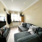 1 bed Ground Floor Flat for Rent - Photo 1