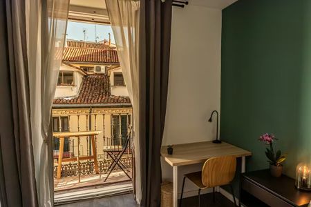 Calle del Humilladero, Madrid, Community of Madrid 28005 - Photo 3