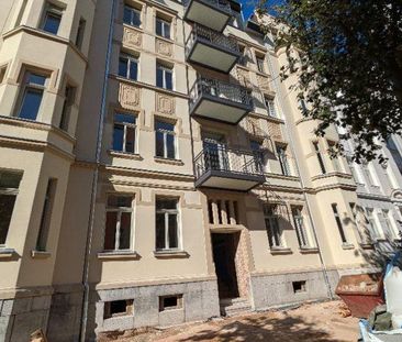 Helle 5-Raum-Wohnung im neuen Glanz- Erstbezug nach Sanierung - Photo 1