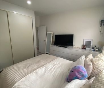 Charming Townhouse in Bayview - Photo 5