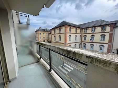 1 Pièce bis Fougères – - Photo 3