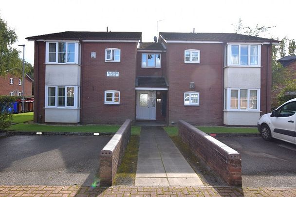 Aldford Close, Manchester - Photo 1