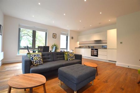 2 bedroom apartment to rent - Photo 4