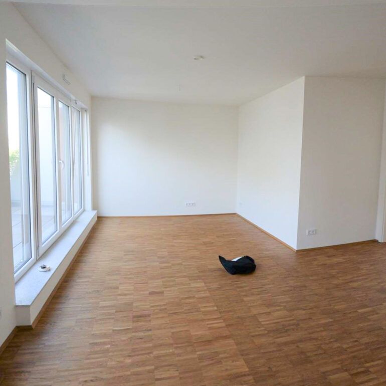 Moderne 4-Zimmer-Wohnung mit Balkon - Photo 1