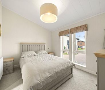 2 bedroom bungalow to rent - Photo 5