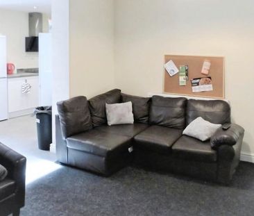 1 bedroom in a house share to rent - Photo 6
