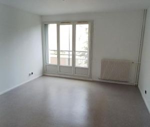 Location Appartement à ST MARCELLIN - Photo 6