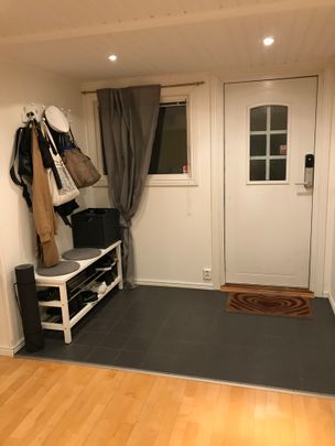 Kapellvägen, Segeltorp - Foto 1