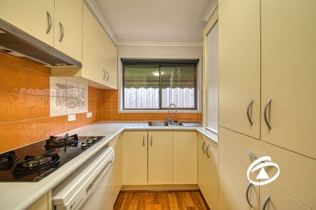 2/33 Amber Crescent, 3805, Narre Warren Vic - Photo 5