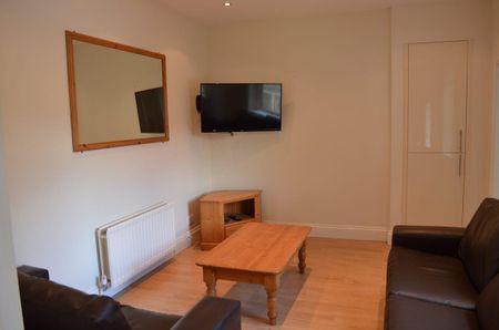 Helmsley Road, Newcastle Upon Tyne - Photo 2