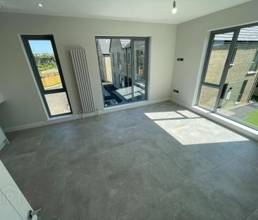 10 Lakeside Mews, Coleraine, BT52 2FP - Photo 1