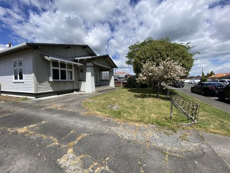 Centrally located on Southland Road - Photo 2