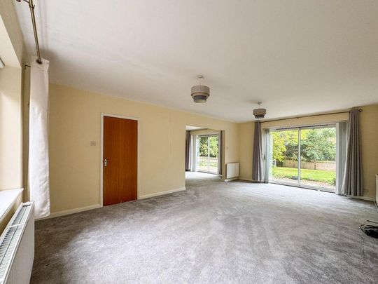 4 bedroom detached house to rent - Photo 1
