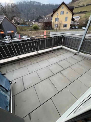 2.5 Zimmer, 70 m², 1. Stock - Foto 2