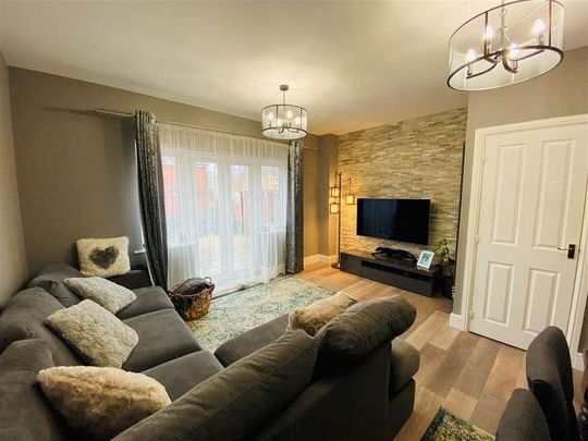 Parc Panteg, Griffithstown, Pontypool, NP4 - Photo 1