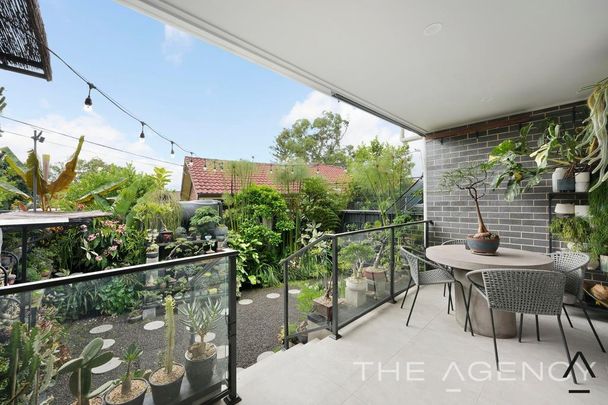 2/142-144 Nuwarra Rd, Moorebank NSW 2170 - Townhouse For Rent | Domain - Photo 1